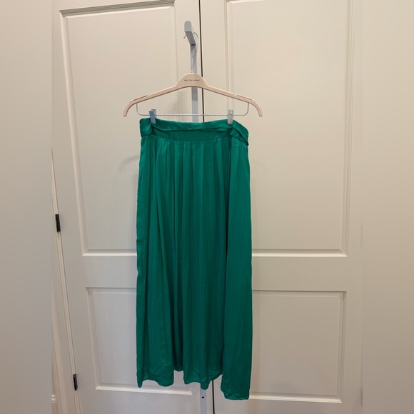 Chico's Dresses & Skirts - Chico's broomstick pleated green skirt